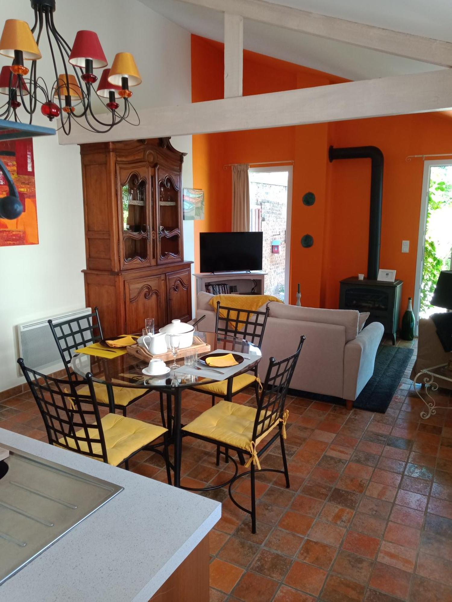 Le Paris Londres Bed & Breakfast Mesnieres-en-Bray Oda fotoğraf